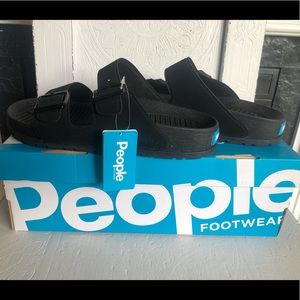 PEOPLE Brand Lennon 2 Strap Slides Size 9 Sandals